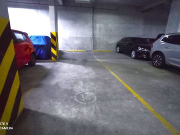 VENTA DE AMPLIO  DEPARTAMENTO EN CONDOMINIO EN LA MOLINA