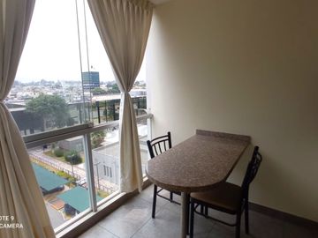 VENTA DE AMPLIO  DEPARTAMENTO EN CONDOMINIO EN LA MOLINA