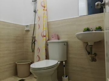 For Sale 1Bedroom Unit in Brentwood Condominuim Mactan,Lapu-Lapu City