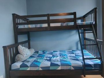 For Sale 1Bedroom Unit in Brentwood Condominuim Mactan,Lapu-Lapu City