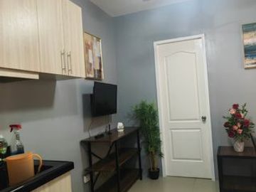For Sale 1Bedroom Unit in Brentwood Condominuim Mactan,Lapu-Lapu City