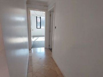 DEPARTAMENTO EN VENTA 184m2, 2 PARQUEDEROS SECTOR BATAN ALTO