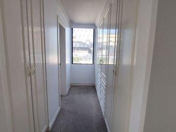 DEPARTAMENTO EN VENTA 184m2, 2 PARQUEDEROS SECTOR BATAN ALTO