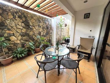 FOR SALE - House and Lot in Tagaytay Country Homes, Tagaytay, Cavite