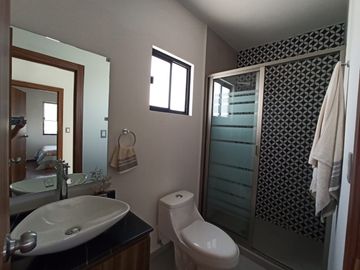 BELLISIMA CASA EN EXCLUSIVA ZONA AL SUR DE PACHUCA!!!!