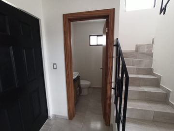 BELLISIMA CASA EN EXCLUSIVA ZONA AL SUR DE PACHUCA!!!!