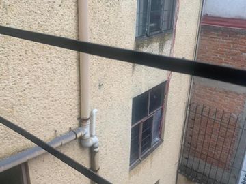 OPORTUNIDAD UNICA DE CASA EN MEZCALAPA RIO CHURUBUSCO CON POSESION