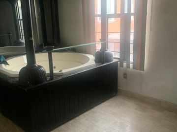 OPORTUNIDAD UNICA DE CASA EN MEZCALAPA RIO CHURUBUSCO CON POSESION