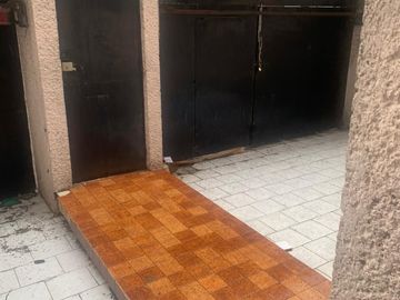 OPORTUNIDAD UNICA DE CASA EN MEZCALAPA RIO CHURUBUSCO CON POSESION