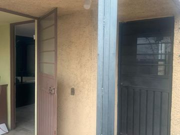 OPORTUNIDAD UNICA DE CASA EN MEZCALAPA RIO CHURUBUSCO CON POSESION