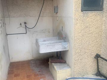OPORTUNIDAD UNICA DE CASA EN MEZCALAPA RIO CHURUBUSCO CON POSESION