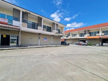 Commercial Building for Rent at Sri Arun Market Chiang Mai