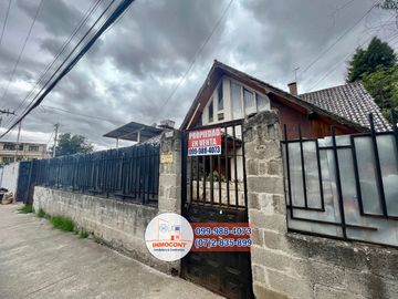 Amplia propiedad con vivienda y nave industrial de venta, Sector Cdla Católica