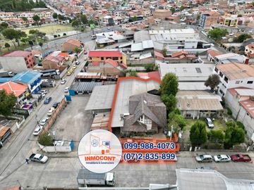 Amplia propiedad con vivienda y nave industrial de venta, Sector Cdla Católica