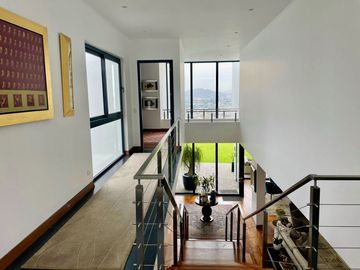 Venta impresionante residencia, a todo lujo. Casuarinas, Surco. la mejor zona de Surco. PARECE ESTRENO