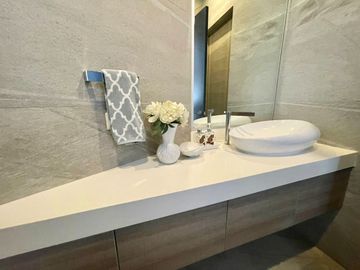 Venta impresionante residencia, a todo lujo. Casuarinas, Surco. la mejor zona de Surco. PARECE ESTRENO