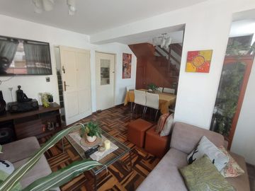 OPORTUNIDAD UNICA! Venta de Acogedor  y Luminoso Duplex en Portada del Sol - La Molina