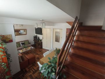OPORTUNIDAD UNICA! Venta de Acogedor  y Luminoso Duplex en Portada del Sol - La Molina
