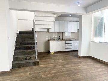 VENTA DE DEPARTAMENTO DUPLEX EN SAN MIGUEL LA MAR 200m2- 5 PISO