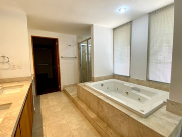 ¡DEPARTAMENTO DE ENSUEÑO en ZONA PREMIUM! en VILLA MAGNA CLUB DE GOLF LOMAS COUNTRY