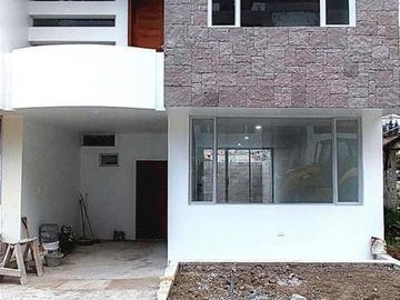 Otavalo - Hermosas casas en venta en Miravalle