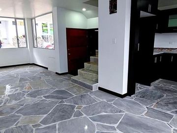 Otavalo - Hermosas casas en venta en Miravalle