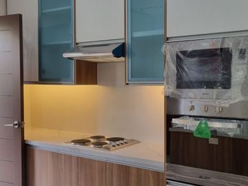 VTG - FOR SALE: 4 Bedroom House in Science Ville, Parañaque