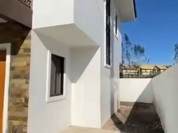 2 storey Brandnew House for Sale located in Jeorgetown Heights Executive Village, Molino Road, Bacoor City near SM City Bacoor and Vista Mall