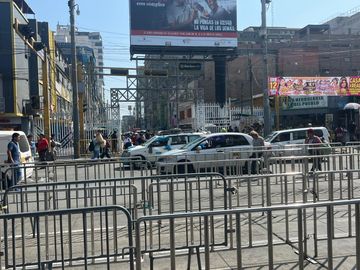 Local comercial 118 de 9 mt Primer piso en Gamarra