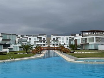 Exclusivo Departamento Dúplex en Condominio con Vista Al Mar y Piscina Privada