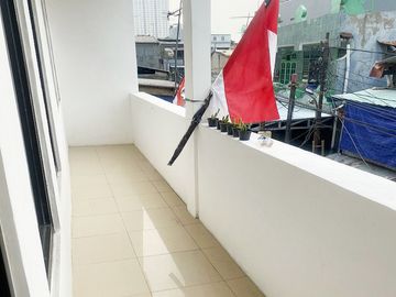Rumah Dijual di Tambora Jakarta Barat Dekat Gajah Mada Plaza