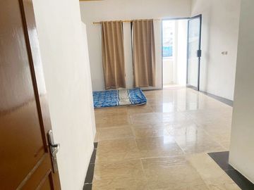 Rumah Dijual di Tambora Jakarta Barat Dekat Gajah Mada Plaza