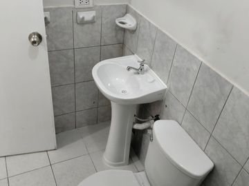 Casa 5 Pisos Urb. Los Jardines de San Juan. San Juan de Lurigancho