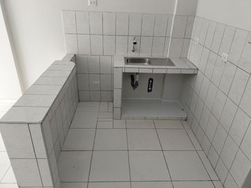 Casa 5 Pisos Urb. Los Jardines de San Juan. San Juan de Lurigancho