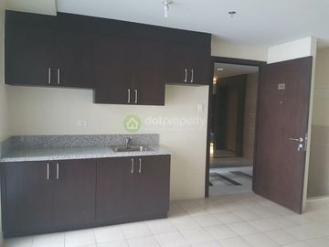CHEAPEST 200K DOWNPAYMENT TO MOVE IN 1BR 2BR RENT TO OWN CONDO IN MANDALUYONG ORTIGAS NEAR MAKATI BGC