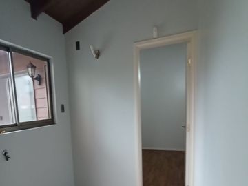 Bosque Sur, Casa de esquina 140MT2 $ 229.000----.