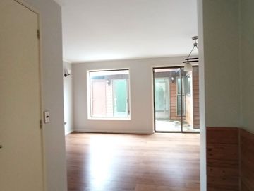 Bosque Sur, Casa de esquina 140MT2 $ 229.000----.