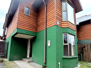 Bosque Sur, Casa de esquina 140MT2 $ 229.000----.