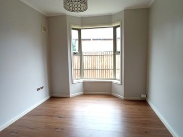Bosque Sur, Casa de esquina 140MT2 $ 229.000----.