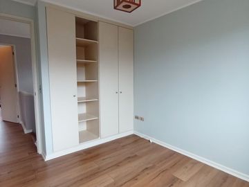 Bosque Sur, Casa de esquina 140MT2 $ 229.000----.