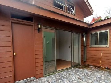 Bosque Sur, Casa de esquina 140MT2 $ 229.000----.