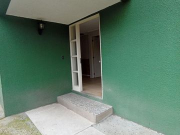 Bosque Sur, Casa de esquina 140MT2 $ 229.000----.