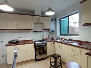 Bosque Sur, Casa de esquina 140MT2 $ 229.000----.