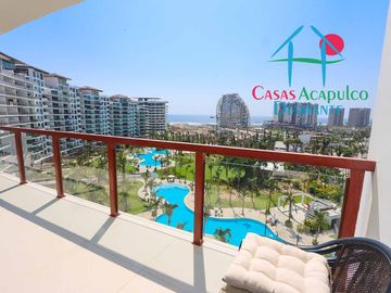 Depa de playa en renta mensual y vacacional. Terraza con vista a los jardines y albercas