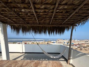 HERMOSA CASA DE PLAYA FRENTE AL MAR 6DORMITORIOS EN EL BALNEARIO DE PUEMAPE – PACASMAYO