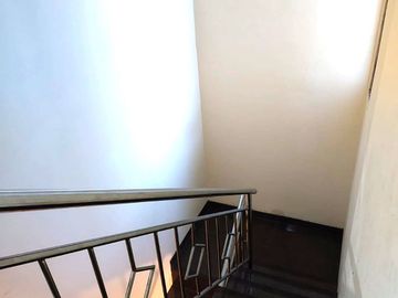Rumah 2 Lantai Strategis di Maguwoharjo