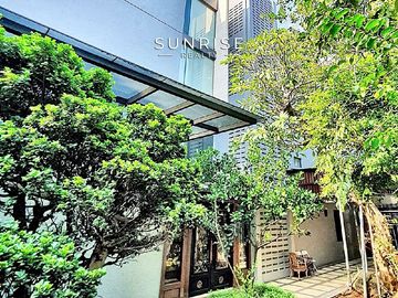 Dijual Rumah Mewah Baru 3 Lantai di Cipete, Jakarta Selatan