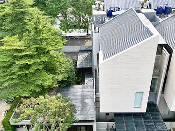 Dijual Rumah Mewah Baru 3 Lantai di Cipete, Jakarta Selatan