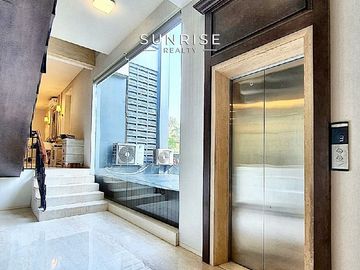 Dijual Rumah Mewah Baru 3 Lantai di Cipete, Jakarta Selatan