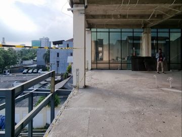 GEDUNG AS IS CONDITION ZONA KOMERSIAL JL HARSONO RM / RAGUNAN, JAKSEL